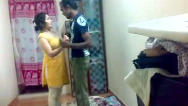 Sexy Indian House Wife Romances Her Hubby At Home Indians Get Fucked