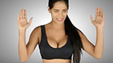 indian girl boobs caught big in webcam Desi