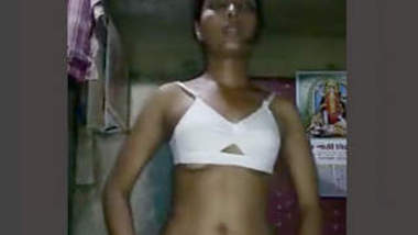 Village girl quick changing clothes and showing full naked body