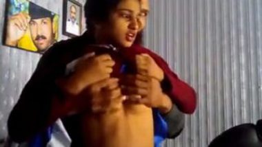 19 Year old Pakistani teen grope video