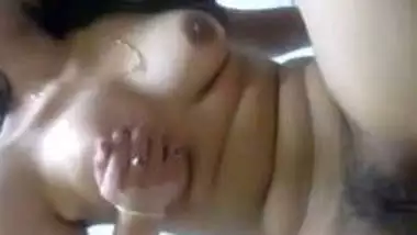 indian desi girl hard rubbing her pussy