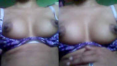 desi village girl showing boobs and pussy
