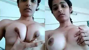 desi cute girl hot boob show