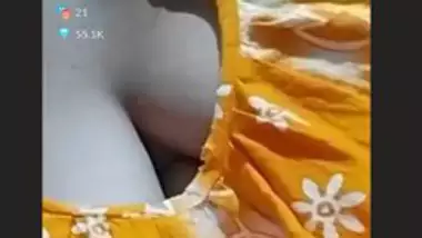 Desi wife show her big boob tango live