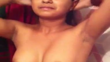 Incest video of a brother filming his cute sister during bath