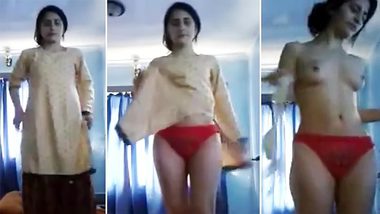 Man wants to be a pornographer so he films topless Desi girl in panties