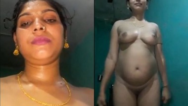 Sexy Dehati Bhabhi selfie nude MMS