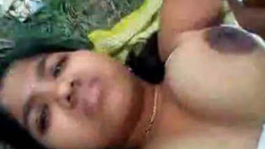 Desi Village Girl Tits Sucked n Pressed Outdoor wid Audio